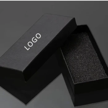 Egyéni lézergravírozás Fekete kulcstartó doboz Négyszögletes kulcstartó gyűrű csomag Ajándék Személyes logó Ajándékcsomag