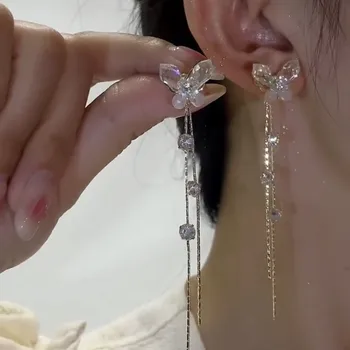 Új Exquisite Crystal Butterfly Bojt csapos fülbevaló nőknek Káprázatos divat Nyári kiegészítők Party ékszerek Születésnapi ajándékok