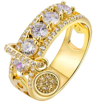 Vonzó Kiváló ezüst arany Rózsaarany színű gyűrűk nőknek Divatos fém berakásos fehér kő esküvői eljegyzési ékszerek