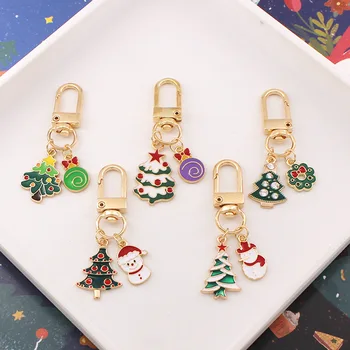 Karácsonyi sorozat fém kulcstartó díszek karácsonyfa cukorka hóember medál kis ajándékcsomag véletlenszerű stílus