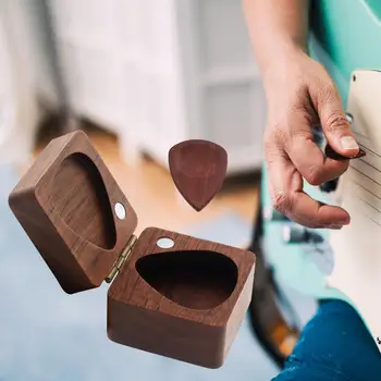 tömörfa gitárpengető tok konténer kézműves mini ékszerdoboz védelem gitáros zenész számára ajándék gitár pick box tartó