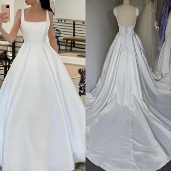 Hall alkalmi esküvői ruhák zsebekkel Sweep Train A-Line ujjatlan szögletes nyakú szatén gombokkal Menyasszonyi ruhák nőknek