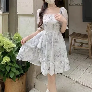 2023 Új nyári divat Francia teaszünet szögletes nyakú édes hercegnő buborékujjak Kis rövid női életkorcsökkentő puffos szoknya